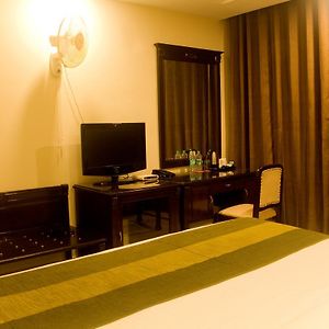 Heaven Blu Hotel & Resort